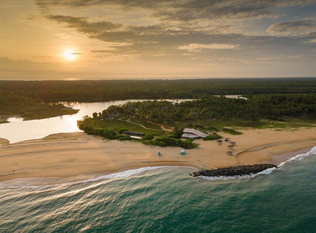 Elements Beach & Nature Resort Kalpitiya Exterior photo