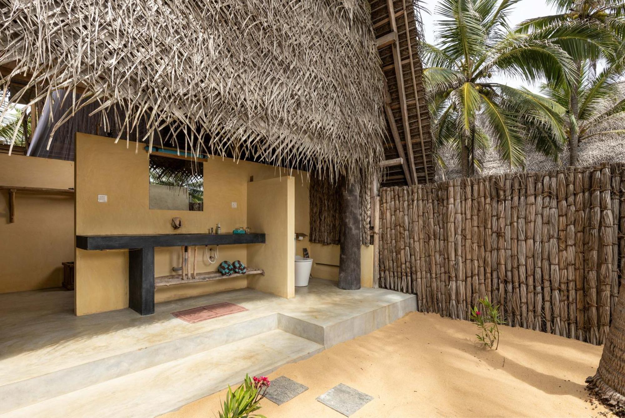 Elements Beach & Nature Resort Kalpitiya Exterior photo
